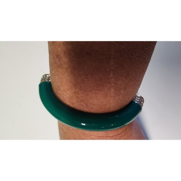 Lia Sophia Gold Tone Green Enamel Crystal Flex String Bracelet - Picture 6 of 7